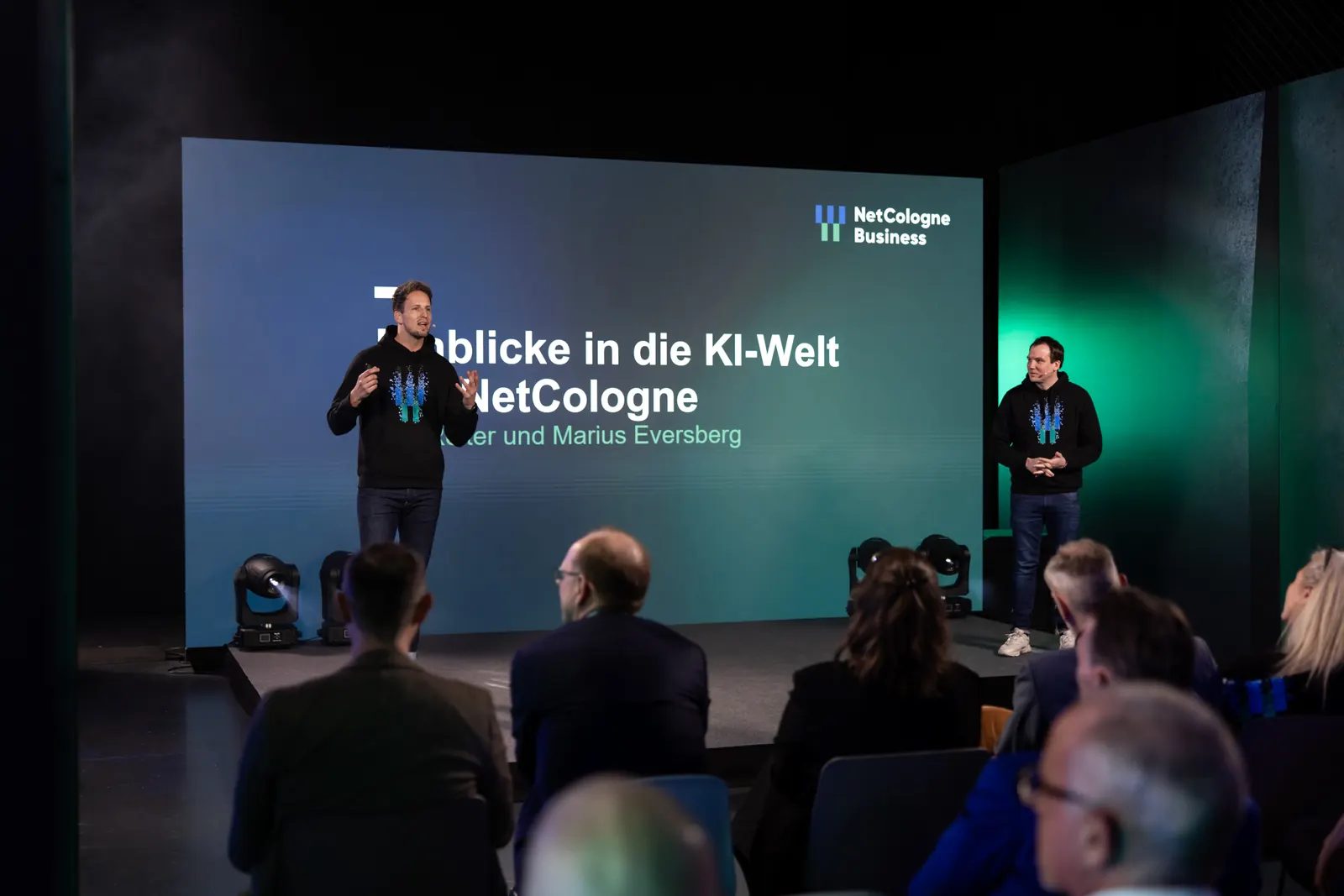 NetCologne Business: Keynote vor der LED-Wall
